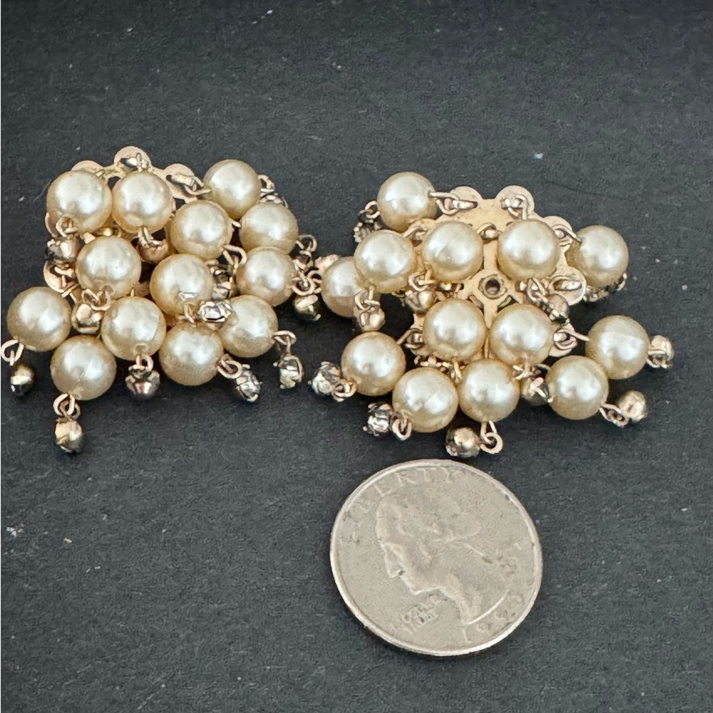 Faux Pearl Cluster with gold accents and crystals clip on Earrings - Picture 3 of 5